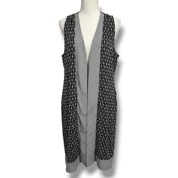 Chelsea & Theodore Women’s Black & White Geometric Open Front Long Vest – Size L - Picture 1 of 9
